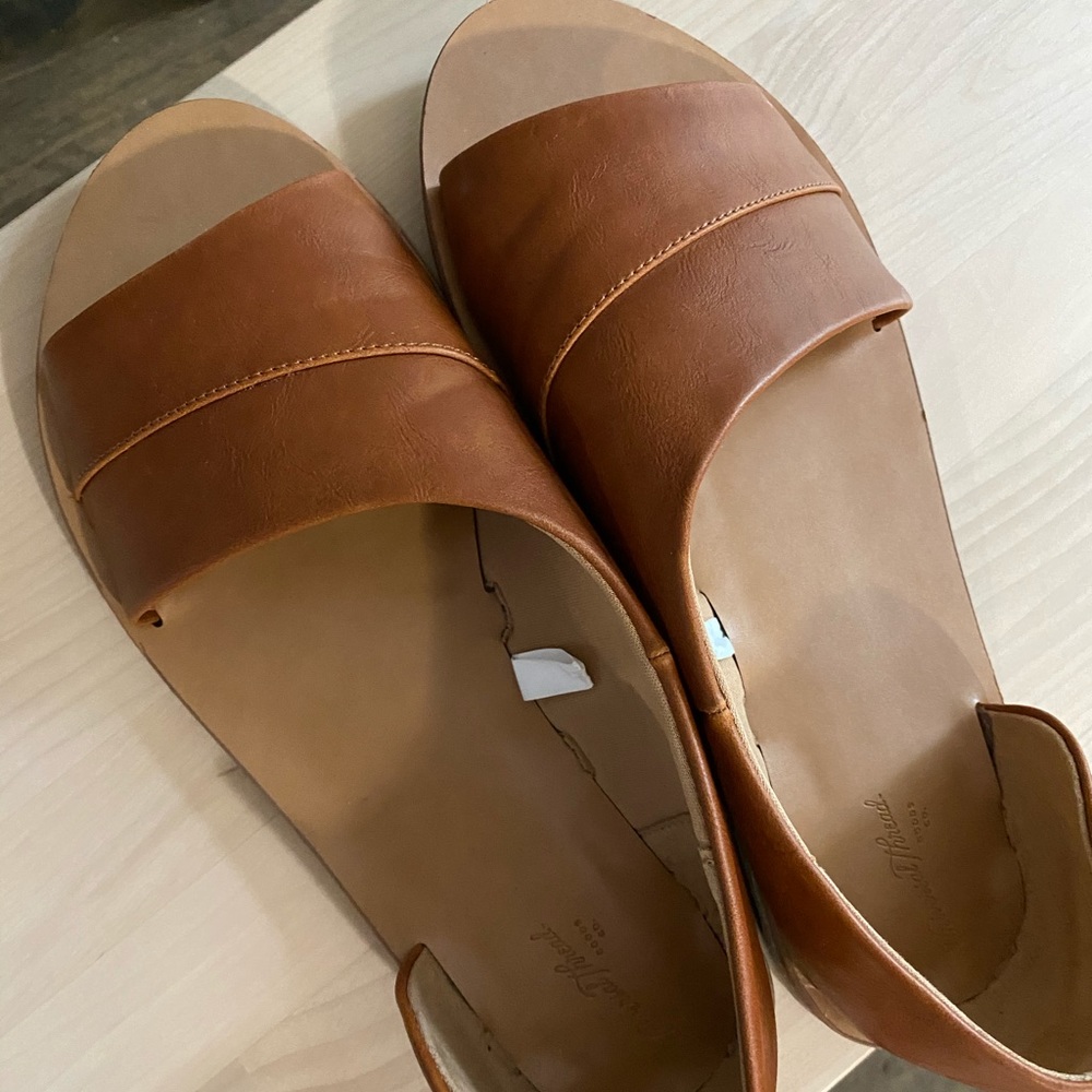 Good Thread Women’s Shoes 8.5 W (wide)